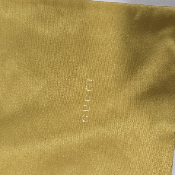 Gucci Red and Gold Sunglass Pouches! - Picture 2 of 3